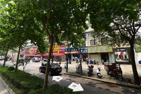 北金屋小区125平套三精装修带附房售68万